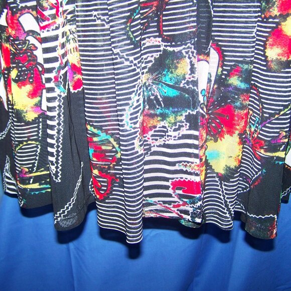 **Last Chance Item** Ali Miles Black & White with Colorful Flowers Tunic Sz XL - Picture 6 of 10